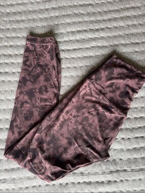 lululemon athletica Align Mauve Tie-Dye Leggings